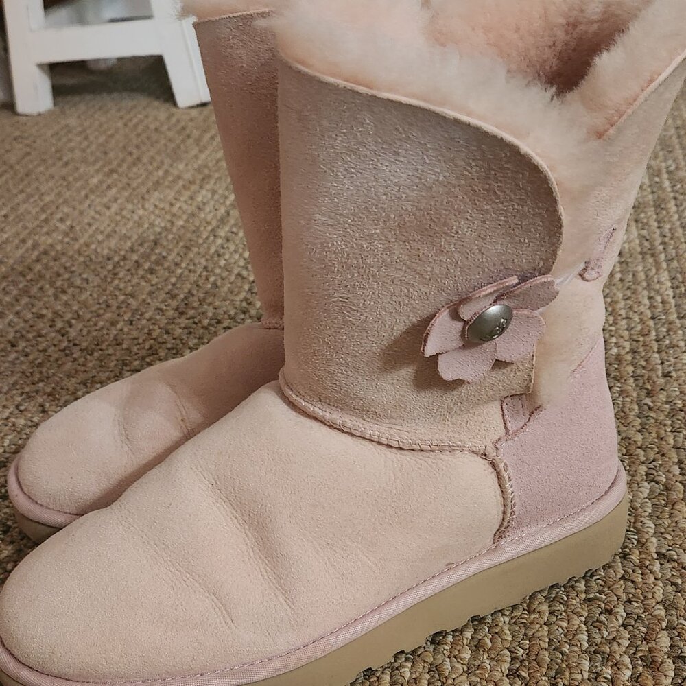 Pink UGG Bailey Button Boots -Womens Size 9